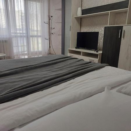 Апартаменти Молоді Lutskdoba Dış mekan fotoğraf